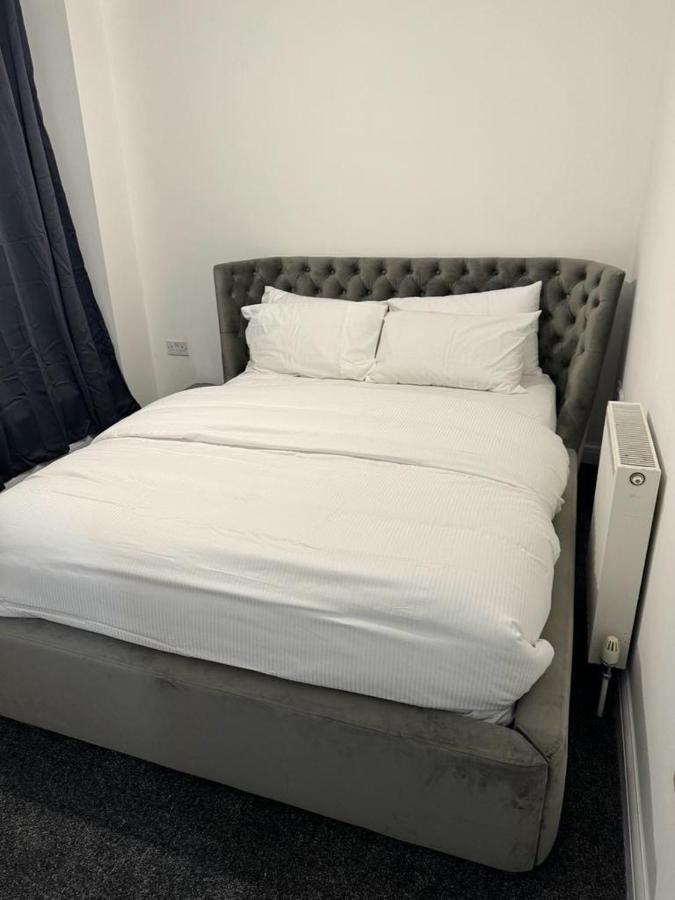 Luxury Apartments Dagenham Buitenkant foto