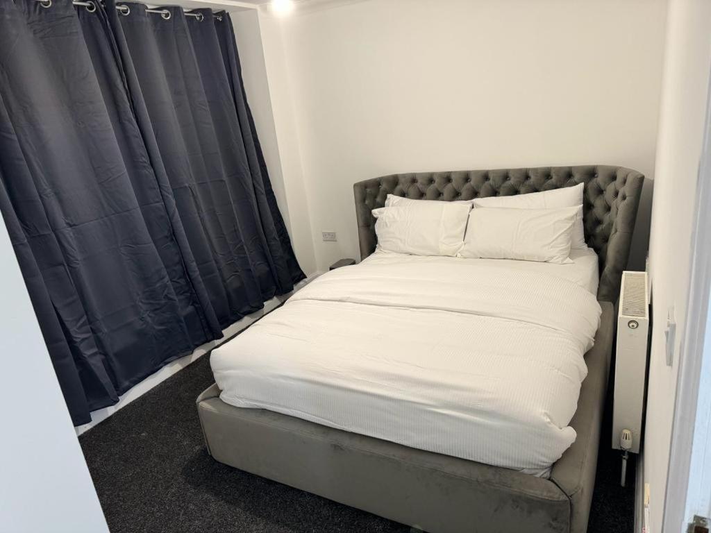 Luxury Apartments Dagenham Buitenkant foto